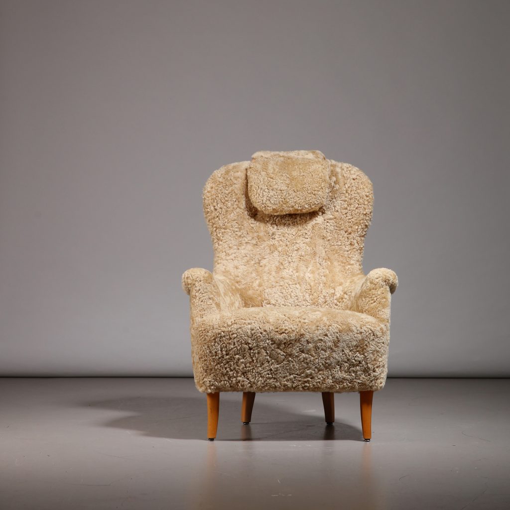 Carl Malmsten Pair of 'Farmor' Armchairs, 1950s