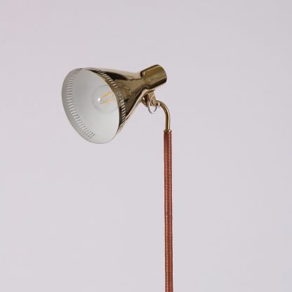 Paavo Tynell '9224' Table Lamp in Brass and Leather, 1950s - Image 4